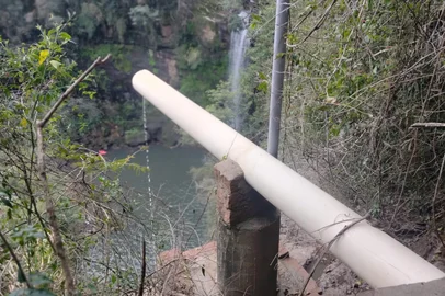 Ministério Público pede abertura de inquérito sobre possível contaminação de arroio no Vale dos Vinhedos, em Bento Gonçalves<!-- NICAID(16089257) -->