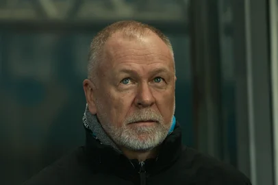 André Ávila / Agencia RBS PORTO ALEGRE, RS, BRASIL - 10/08/2025 - Grêmio x Sport Recife, Campeonato Brasileiro. Na imagem, o técnico do Grêmio, Mano Menezes. FOTO: André Ávila, Agência RBSIndexador: Andre Avila<!-- NICAID(16098564) -->