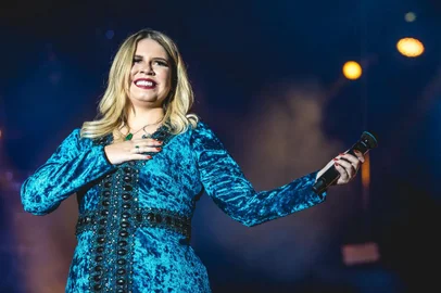 maríllia mendonça, cantora. <!-- NICAID(13665954) -->