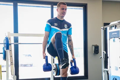 Igor Serrote, lateral do Grêmio<!-- NICAID(15980556) -->