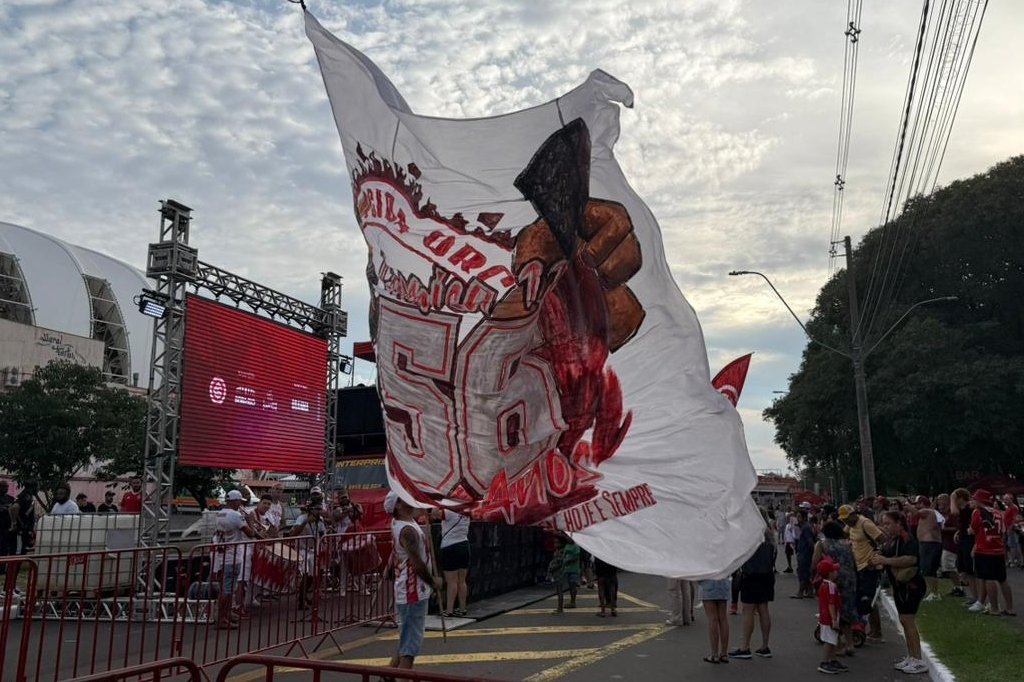 Inter celebra 117 anos com festa para a torcida colorada no Beira-Rio | GZH