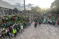 Servidores de Caxias do Sul rejeitam proposta de reajuste salarial e anunciam nova paralisação na segunda<!-- NICAID(16039236) -->