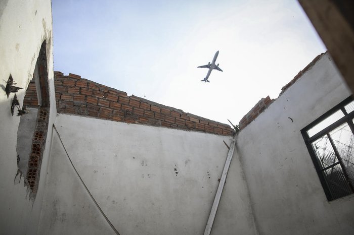 Reassentamento possibilita a ampliação da pista do Aeroporto Internacional Salgado Filho.