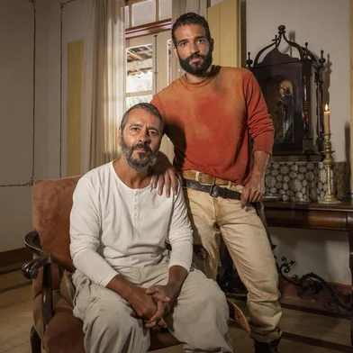 José Inocêncio (Marcos Palmeira/Humberto Carrão) em Renascer<!-- NICAID(15655198) -->