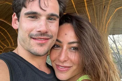 Assessoria de Sabrina Sato e Nicholas Prattes anuncia que o casal está à espera do primeiro filho.<!-- NICAID(15891630) -->