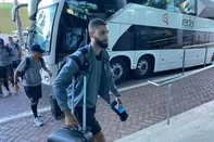 Grêmio chega a Salvador<!-- NICAID(16025068) -->