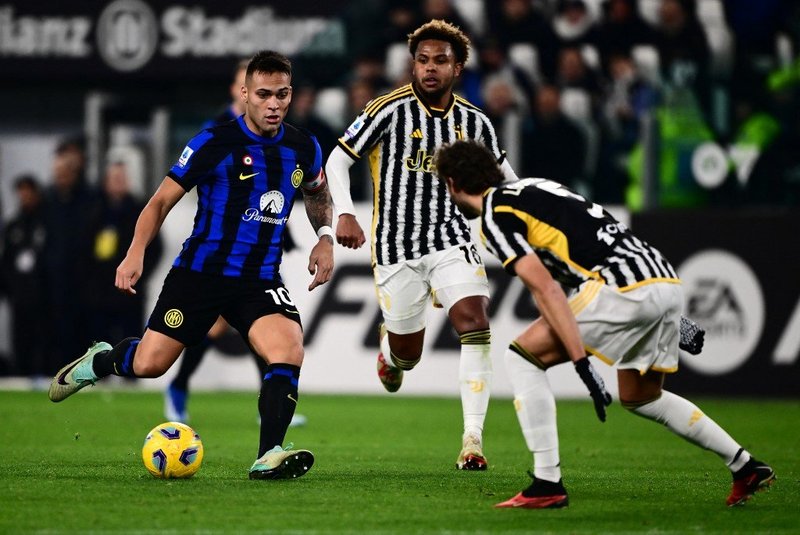 Inter de Milão vence Empoli e Juventus perde para o Genoa no italiano