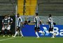 Da chegada com pompa à saída melancólica: 10 momentos de Douglas Costa nesta passagem pelo Grêmio