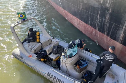 *A PEDIDO DE ANA MULLER* Polícia Federal faz apreensões de drogas no porto de Rio Grande - Foto: Polícia Federal/Divulgação<!-- NICAID(15102197) -->