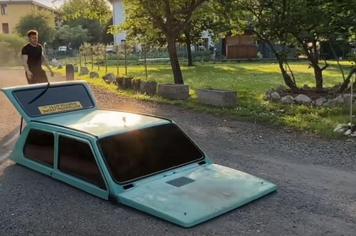 Fiat uno com mini paredao