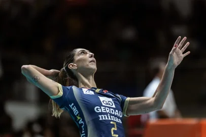 Carol Gattaz, vôlei, Minas Tênis Clube