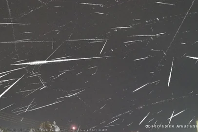 Vitor José / Observatório Astronômico Araucária Chuva de meteoros Geminídeas em Passo Fundo<!-- NICAID(16186411) -->