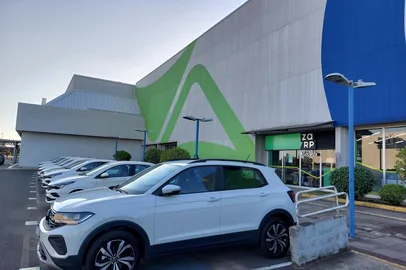 O que está sendo utilizado no espaço do antigo big da sertório.<!-- NICAID(16032177) -->