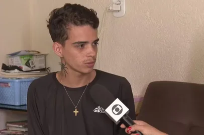 Jovem sem filhos é preso por engano por atraso no pagamento de pensão alimentícia<!-- NICAID(15969431) -->