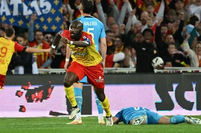 Seko Fofana, Lens