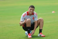 Meia Gabriel Carvalho volta a treinar no CT do Inter