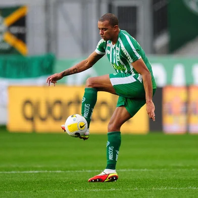 CAXIAS DO SUL, RS, BRASIL, 02/07/2022. Juventude x Atlético-MG, jogo válido pela 15ª rodada da Série A do Campeonato Brasileiro e realizado no estádio Alfredo Jaconi. Na foto, lateral-esquerdo William Matheus, que foi muito vaiado durante a partida. (Porthus Junior/Agência RBS)<!-- NICAID(15138575) -->