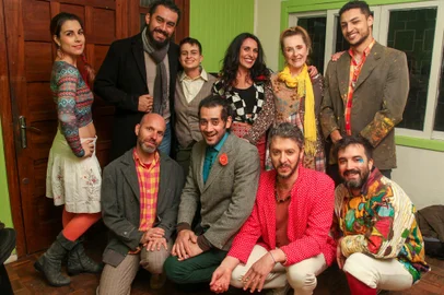 Viva São João! Mandinga!Este evento é um festejo que o grupo realiza para aproximar o público da cidade com manifestações culturais brasileiras. E este ano o tema é Viva São João!Este festejo acontecerá no dia 15 de Julho (sexta-feita), na Cachaçaria Sarau.<!-- NICAID(15148376) -->