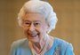 Elizabeth II faz rara aparição pública antes de seus 70 anos de reinado