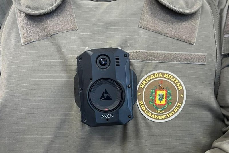 Fotos dos testes realizados nas câmeras corporais que estão sendo contratadas para uniformes da BM e Civil. Foto: Gabriel Lopes /  SSP /  Divulgação<!-- NICAID(15728396) -->