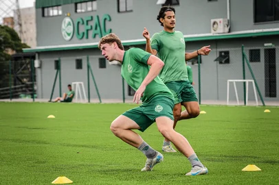Juventude Sub-20 inicia preparação para sequência da temporada<!-- NICAID(16217911) -->