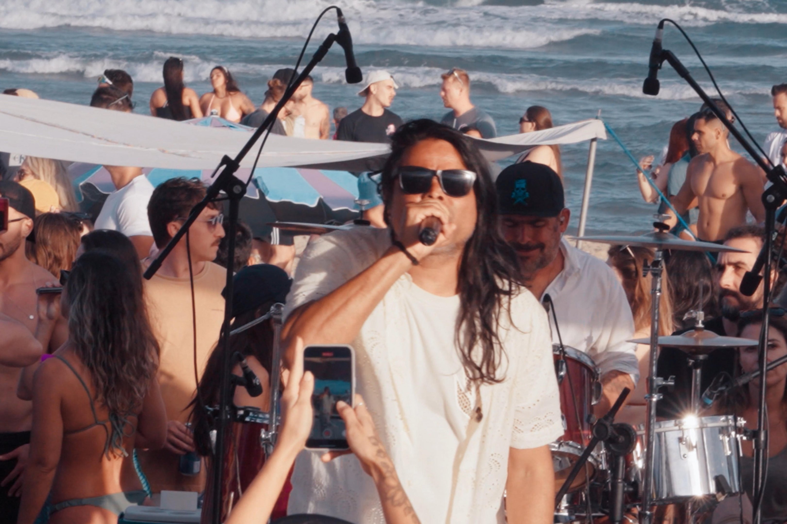 Guitarrista Lourenço Rebetez estreia em disco com 