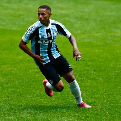 PORTO ALEGRE, RS, BRASIL,  06/06/2021-   Grêmio x Santa Cruz pela Recopa Gaúcha. Foto: Marco Favero / Agencia RBS<!-- NICAID(14801862) -->