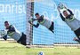 Brenno e Adriel ficam à disposição e acirram disputa com Grando no gol do Grêmio