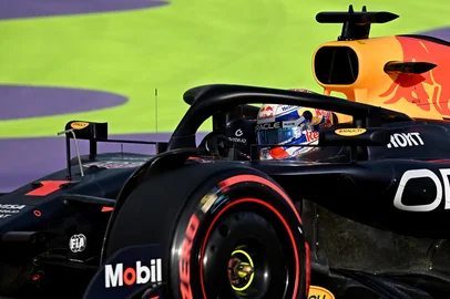 Red Bull Racing's Dutch driver Max Verstappen drives during the third practice session of the 2025 Saudi Arabia Formula One Grand Prix at the Jeddah Corniche Circuit on April 19, 2025. (Photo by GABRIEL BOUYS / AFP)<!-- NICAID(16020308) -->