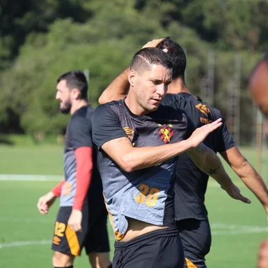 Thiago Neves, Sport