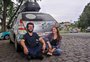 Casal de jornalistas de Bento Gonçalves vai viajar da Serra ao Alasca em um carro 1.0