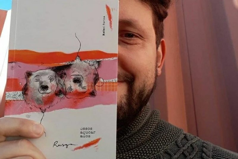 Rafael Farina lança Ossos Açucarados, seu segundo livro de poesia<!-- NICAID(14881966) -->