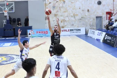 São José x Caxias Basquete pelo NBB 2025/26<!-- NICAID(16188175) -->