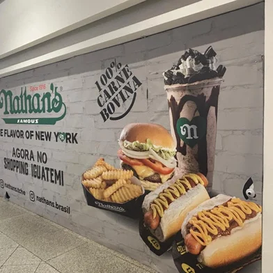 Criada em 1916, Nathan's Famous,  marca de cachorro-quente dos Estados Unidos abrirá segunda franquia em Porto Alegre <!-- NICAID(16218712) -->