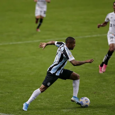 PORTO ALEGRE, RS, BRASIL - 24.06.2021 - O Grêmio recebe o Santos pelo Campeonato Brasileiro. (Foto: André Ávila/Agencia RBS)<!-- NICAID(14817875) -->