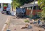 Carro bate em casa e deixa três pessoas feridas na BR-392, em Rio Grande
