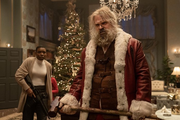 Crítica de Noite Infeliz: David Harbour, de Stranger Things, é Papai Noel  que distribui porradas | GZH