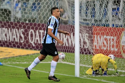 PORTO ALEGRE, RS, BRASIL - 22.04.2021 - O Grêmio recebe o La Equidad-COL pela fase de grupos da Copa Sul-Americana. (Foto: André Ávila/Agencia RBS)<!-- NICAID(14764654) -->