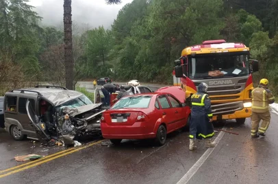 Morre vítima de acidente na BR-116, em São Marcos.<!-- NICAID(16068752) -->