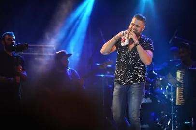 CAXIAS DO SUL, RS, BRASIL (08/03/2019)Show de Zé Neto e Cristiano nos pavilhões da Festa da Uva. (Antonio Valiente/Agência RBS)<!-- NICAID(13988914) -->