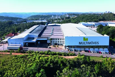 Fábrica da Multimóveis em Bento Gonçalves<!-- NICAID(16275908) -->