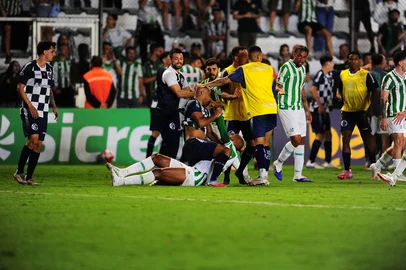 CAXIAS DO SUL, RS, BRASIL, 09/02/2026. Juventude x São José, jogo válido pelas quartas de final do Campeonato Gaúcho 2026 (Gauchão 2026), e realizado no estádio Alfredo Jaconi. (Porthus Junior/Agência RBS)Indexador: BTK                             <!-- NICAID(16222095) -->