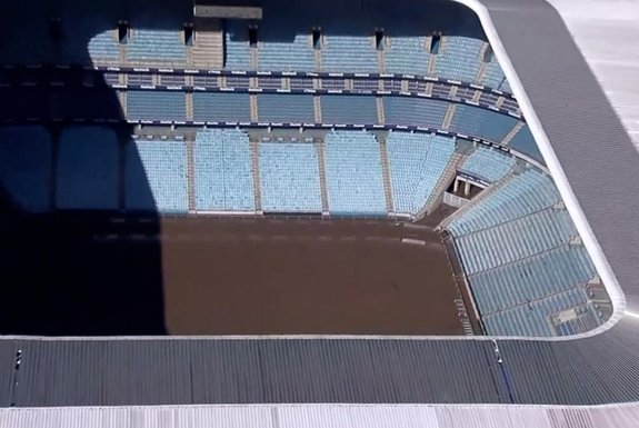Gramado da Arena do Grêmio continua submerso no 12º dia de enchente em Porto Alegre - Foto: TV Globo/Divulgação<!-- NICAID(15763565) -->