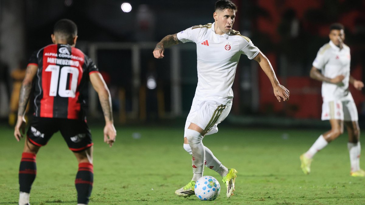 Inter Perdendo Inter perdeu muitas chances de gol contra o Vitória | GZH