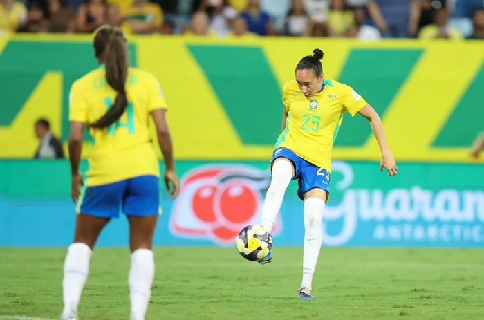Livia Villas Boas / CBF Livia Villas Boas / CBF