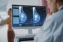 Exame de mamografia para diagnóstico de câncer de mama.<!-- NICAID(15226200) -->