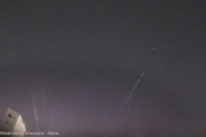 Mistério desvendado: saiba o que eram os objetos luminosos vistos no céu de Passo Fundo<!-- NICAID(16190412) -->