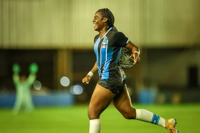Mayerli Rodríguez, zagueira do Grêmio<!-- NICAID(16259536) -->
