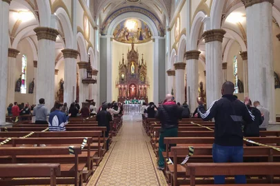 Quarta edição do Hospedagem Solidária é encerrada com missa Caxias do Sul<!-- NICAID(14881454) -->
