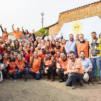 A ONG Parceiros Voluntários vai destinar R$ 1 milhão para até 50 organizações da sociedade civil, escolas públicas e redes de atenção primária impactadas pela enchente de 2024. O repasse será feito por meio do Fundo Semente para Resiliência.<!-- NICAID(16263033) -->